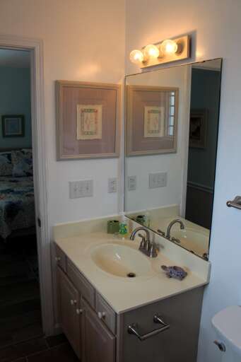 Bedroom 6 - Bath  1
