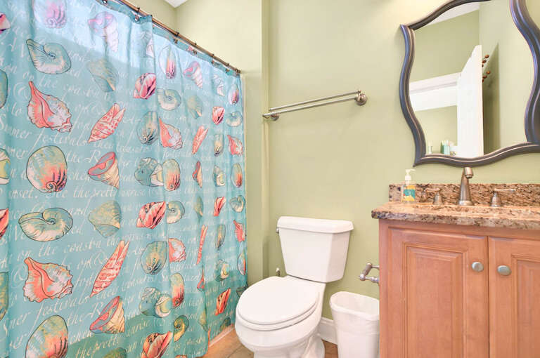 Bathroom 3-1