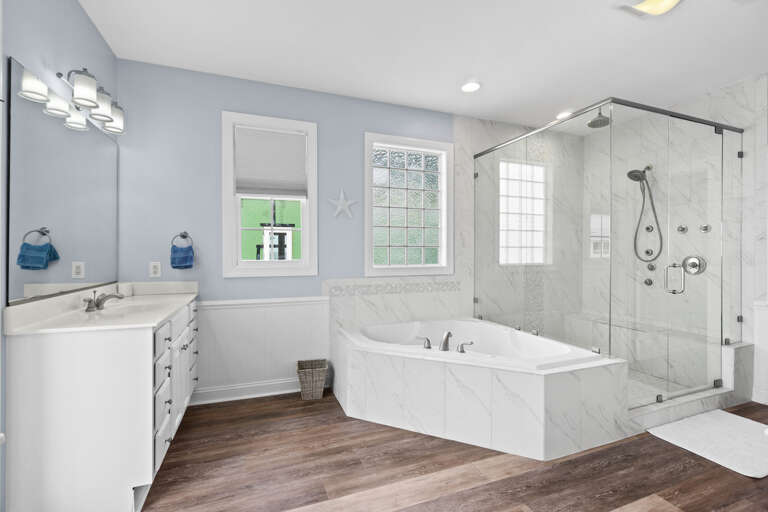 Bathroom 3-3