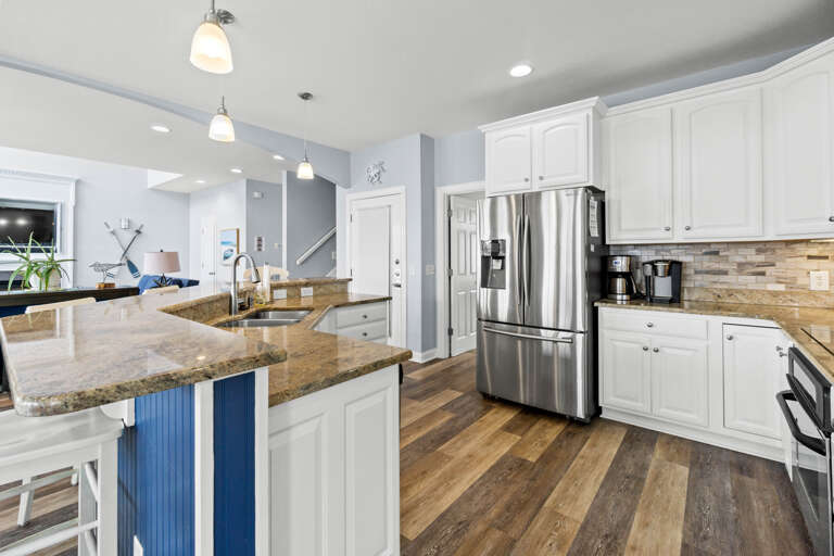 Kitchen Area 2