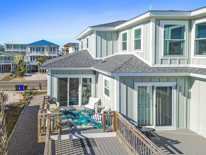 Aerial View of Deck 1