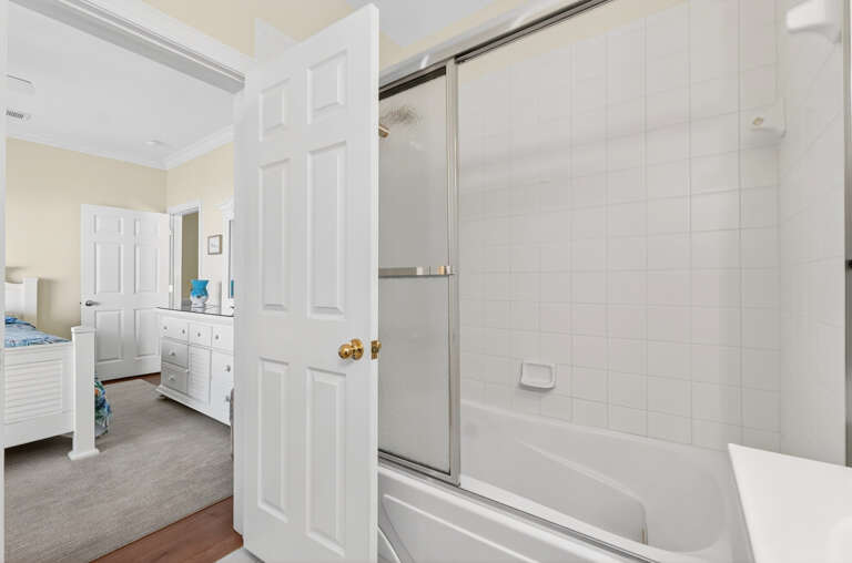 Bathroom 1-2