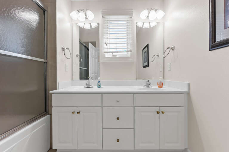 Bathroom 1-2