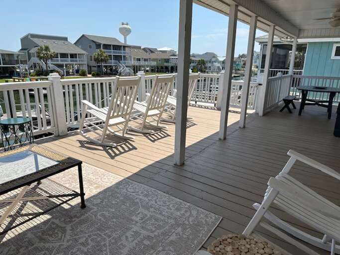 Canal Deck