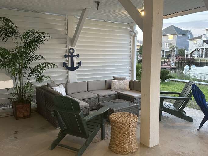 Lounge seating