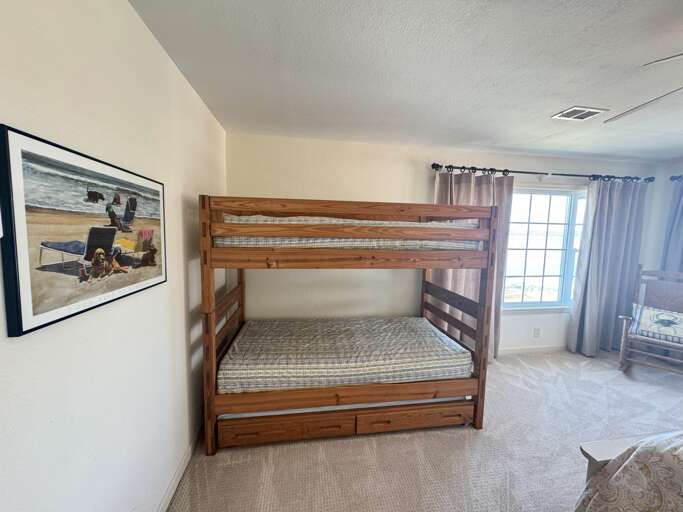BR 6 Bunks