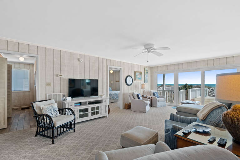 019-living area first level 019-living area first level