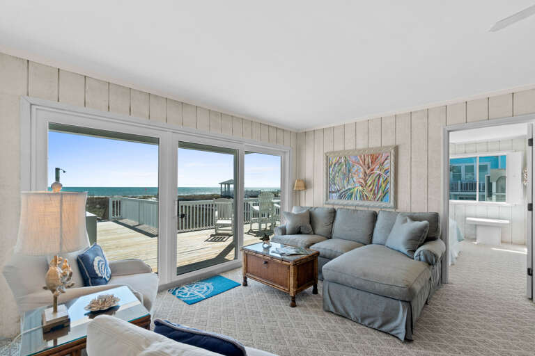 Living Area 4 Living Area 4