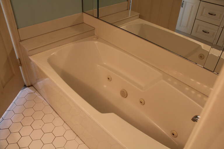 Bathroom 1-2 Bathroom 1-2