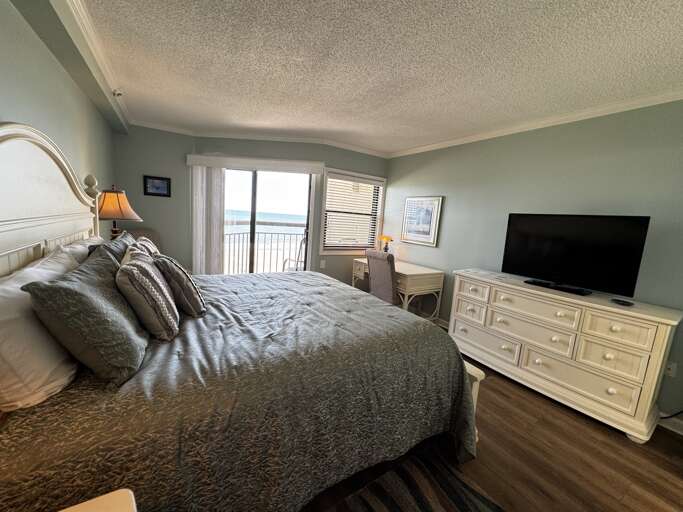 Master Ocean View Room w Dresser
