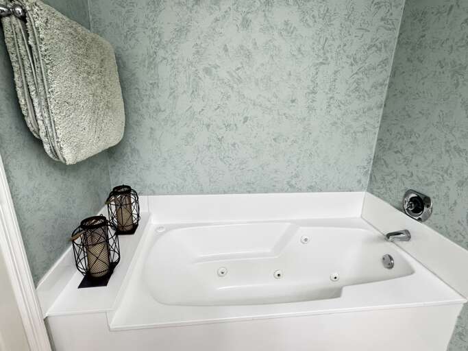 Master Tub