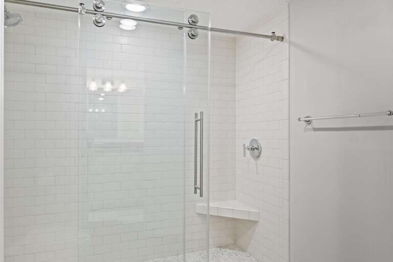 Primary Ensuite 1-1