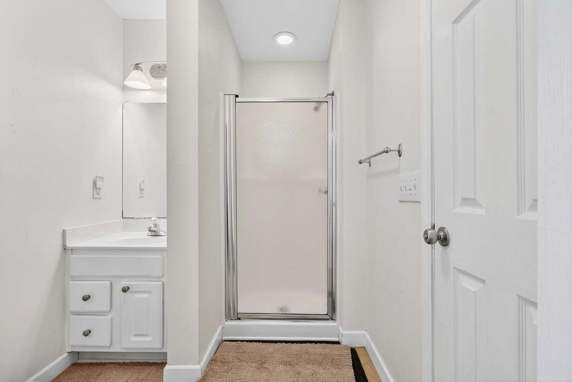 Bathroom 1-2 Bathroom 1-2