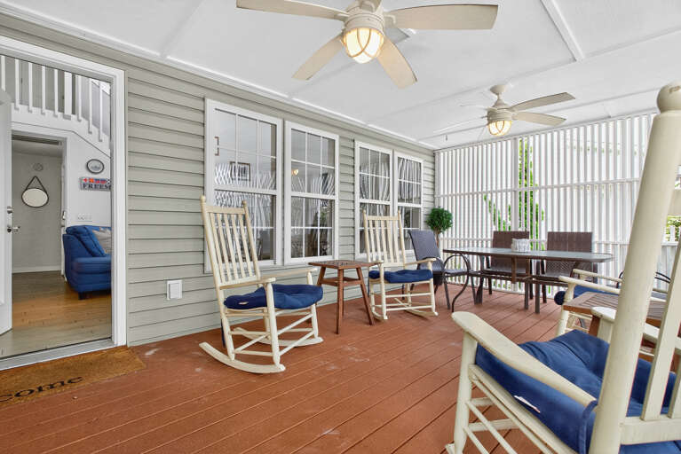 Front Deck Seating 3 Front Deck Seating 3