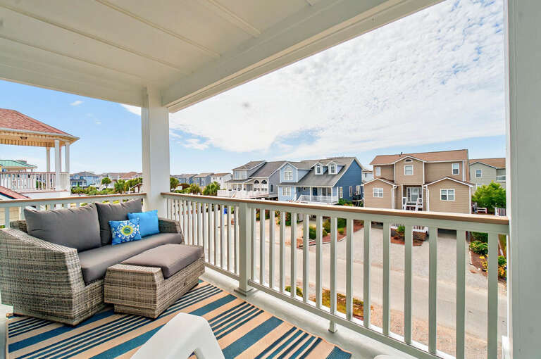 Deck Outside Bedroom 3-2