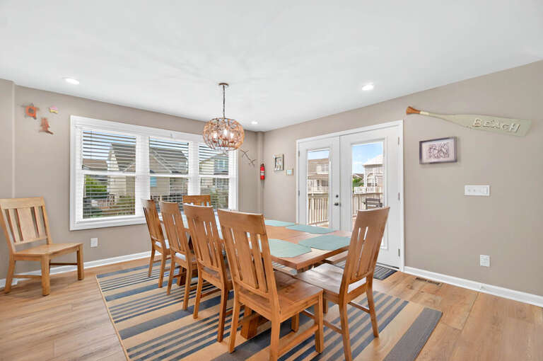 Dining Area 2