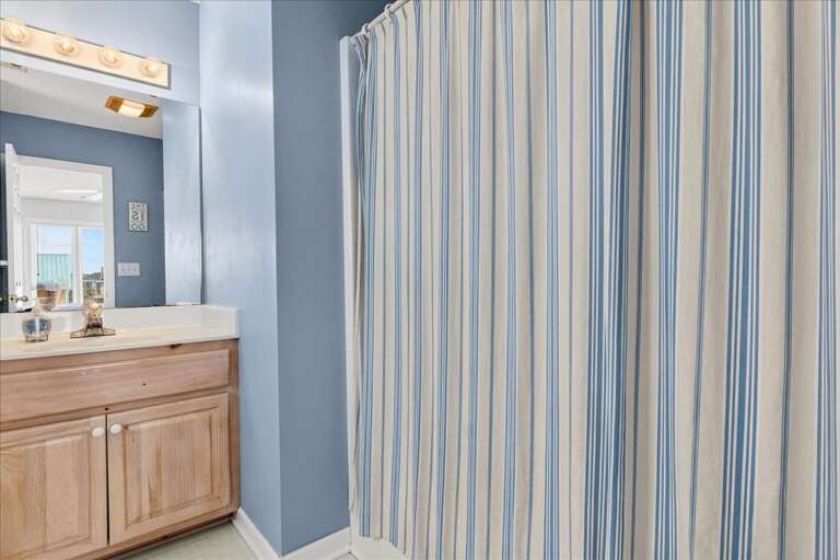 Bathroom 5 Private
