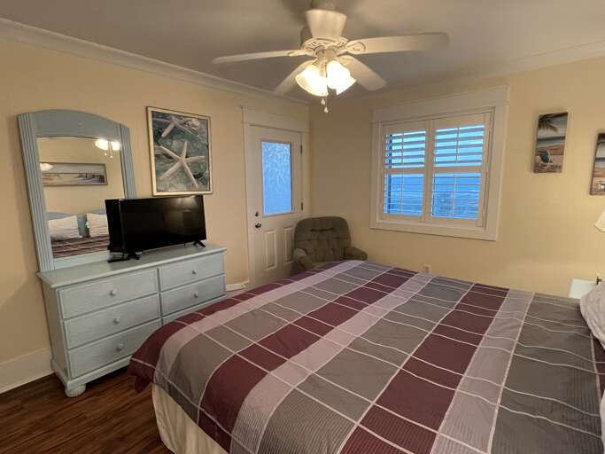 18 - bedroom 1