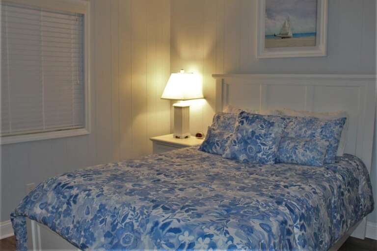 Bedroom 2 Queen Bedroom 2 Queen