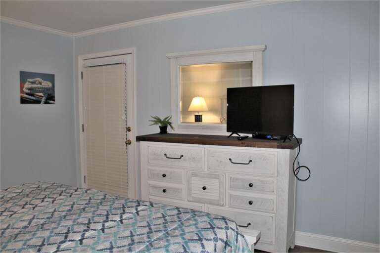 Master Bedroom Master Bedroom