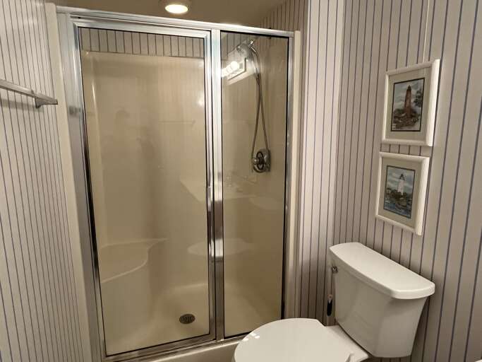 bedroom 3 private bath