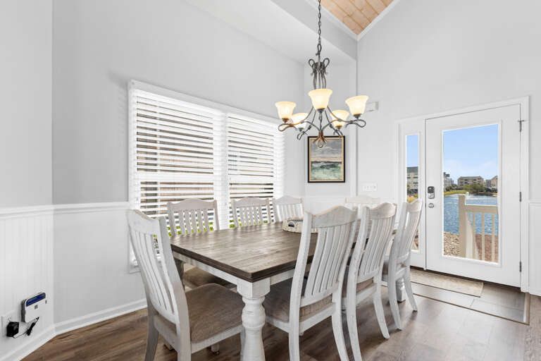 Dining Area 1