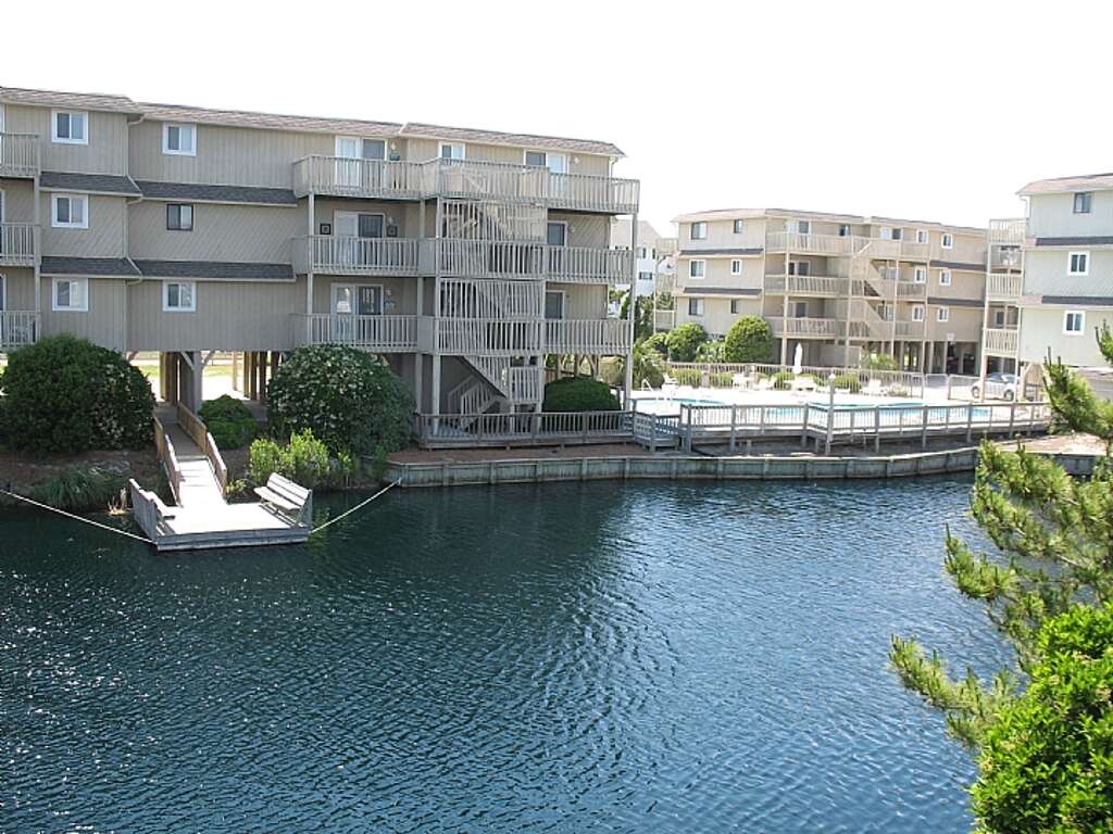 Starboard By The Sea 266 3A Ocean Isle Beach, NC 3 Bedrooms Sleeps 8