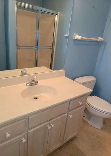 Bathroom 4 - Private