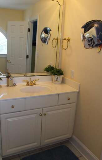 Bathroom 6 - Private