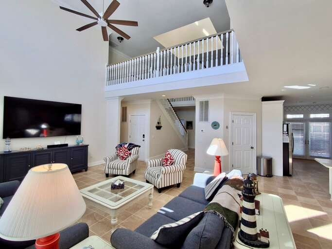 6 - living area