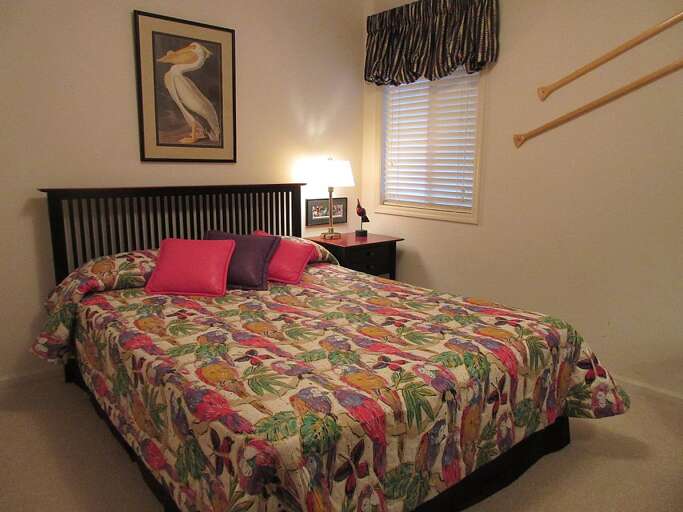 Bedroom 2  Bedroom 2