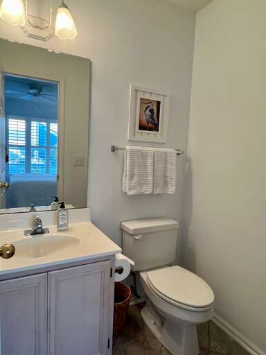 bedroom 2 private half bath bedroom 2 private half bath