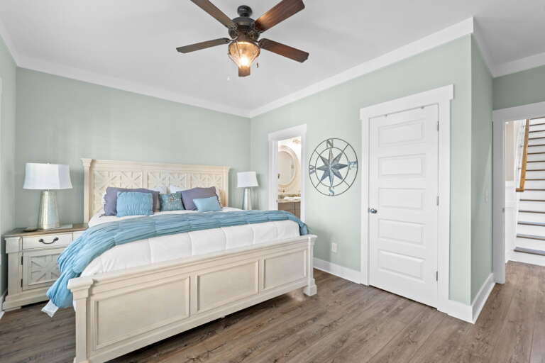 Bedroom 1-2 first level king