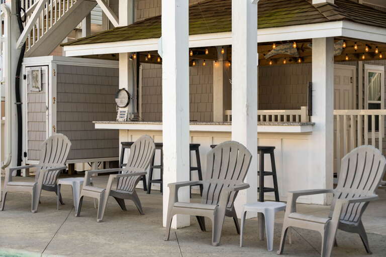 ground level tiki bar