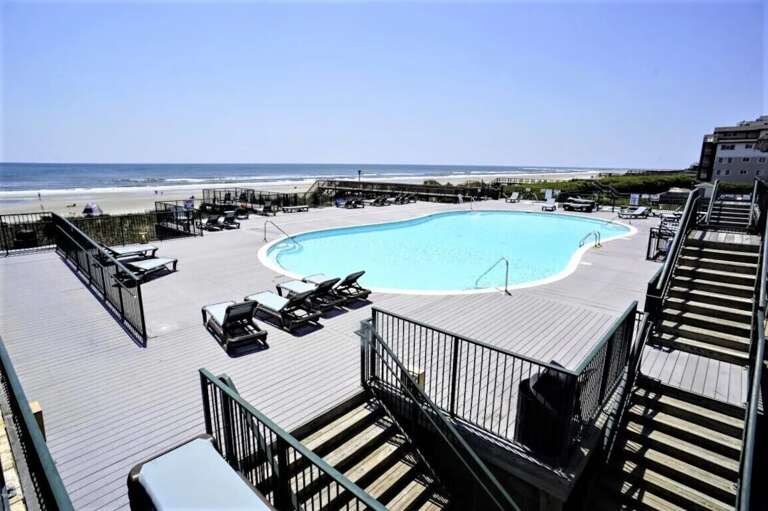 The Isles Pool