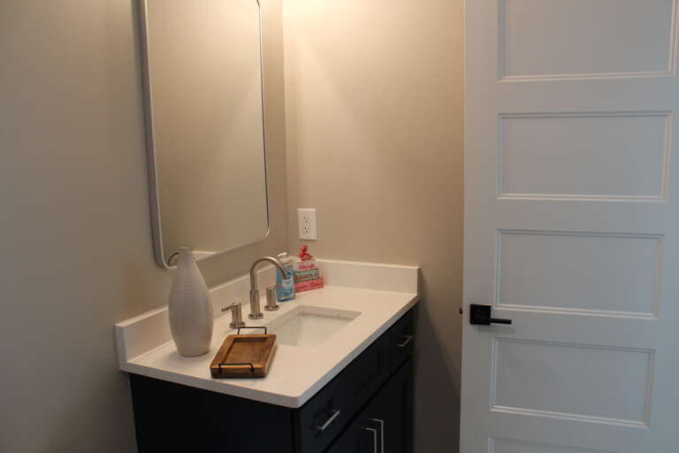 Bathroom 2-2 Bathroom 2-2