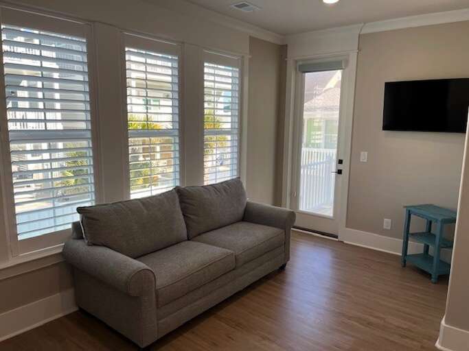 Entry Living Area