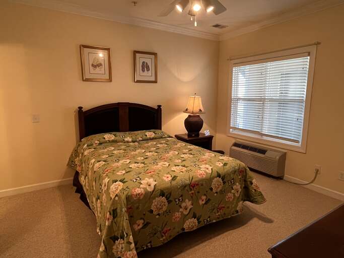 29 - bedroom 4 - queen