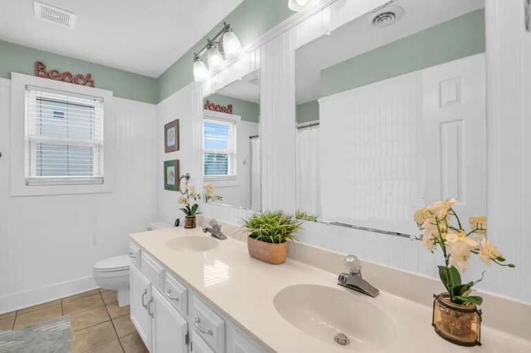 bathroom open to hall first level - tub-shower bathroom open to hall first level - tub-shower