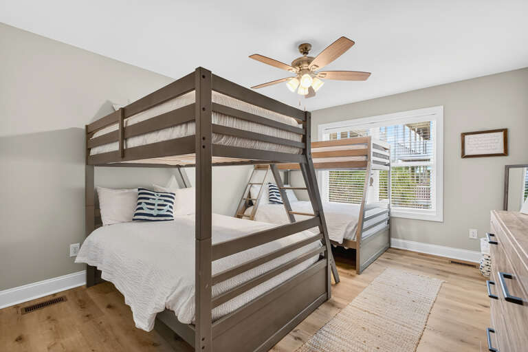 Bedroom 2-1
