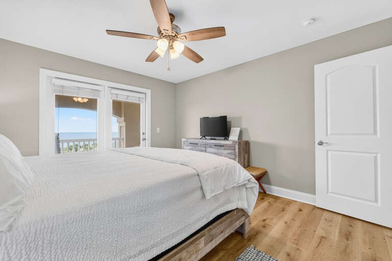 Bedroom 6-3