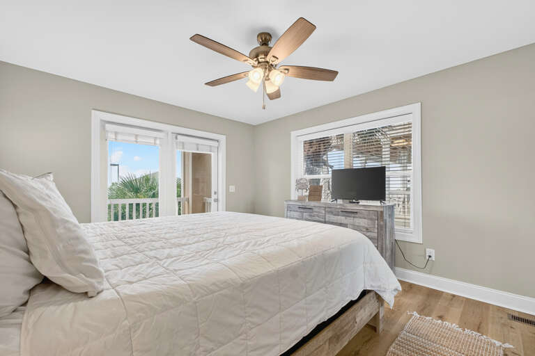Bedroom 3-3