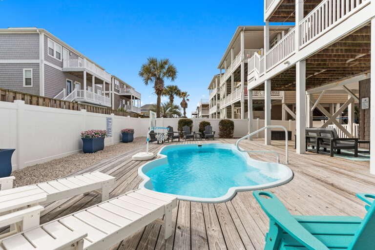 42 - private pool