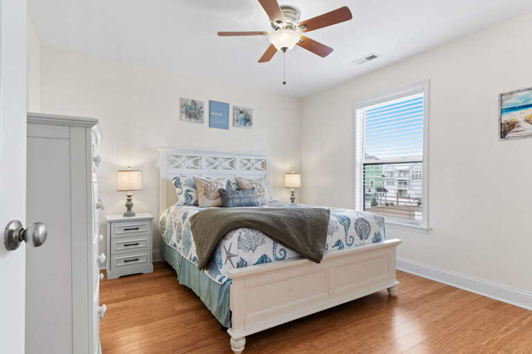 26 - bedroom