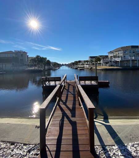 25 - private dock