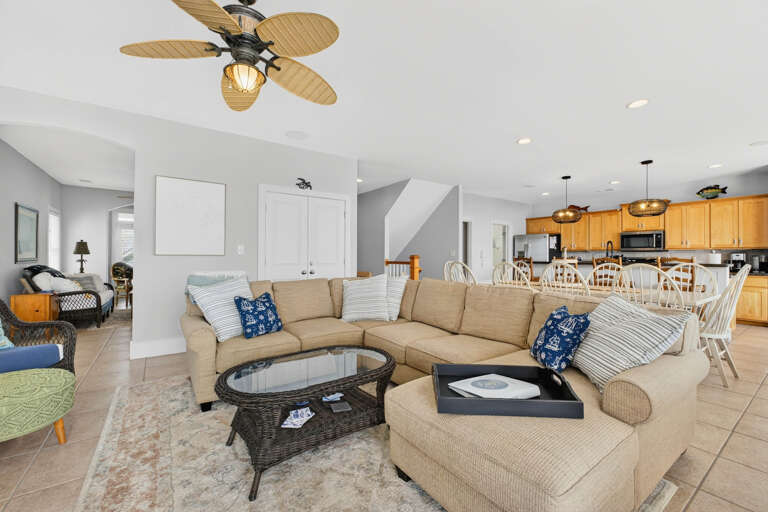 Living Area 2