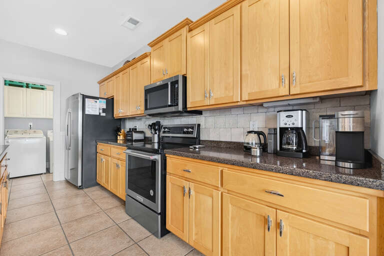 Kitchen Area 3