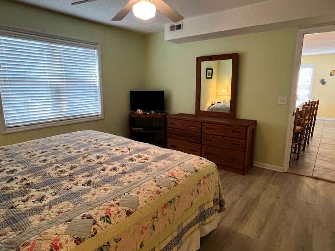 13 - bedroom 2 first level - king