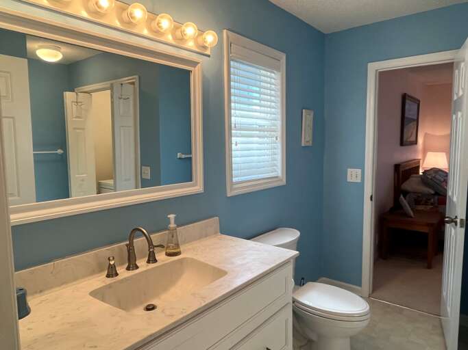 24 - Jack N Jill bath between bedroom 3 and 4