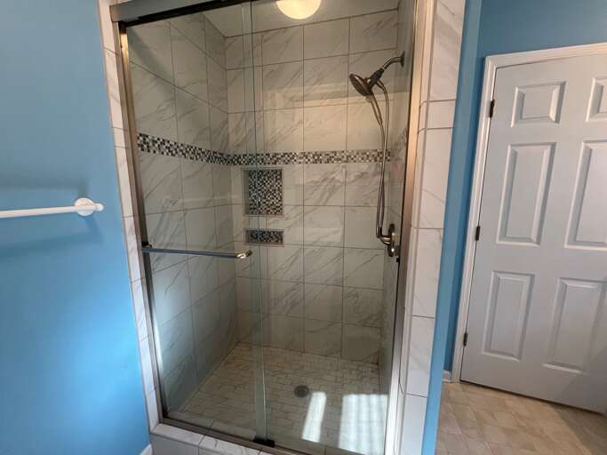 27 - Jack N Jill bath upstairs - shower only
